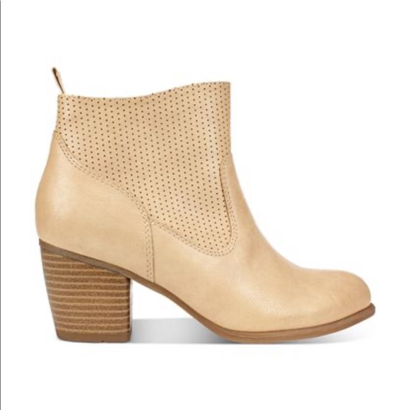 NIB White Mountain Booties - Picture 3 of 8